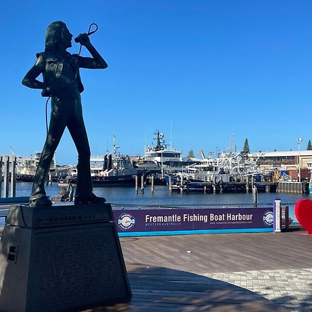 Fremantle Harbourside Apartments Bagian luar foto