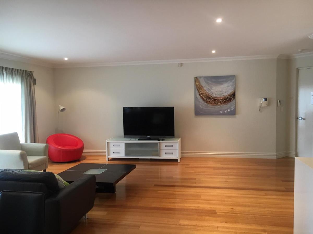 Fremantle Harbourside Apartments Bagian luar foto